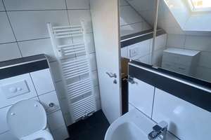 Renovierte 1 Zimmer Dachgeschoss Wohnung an ältere Dame ab 55 zu vermieten.  – Die vollständige Adresse der Immobilie erhältst du vom Anbieter., 44319 Wickede, Dortmund – Vorschaubild 5