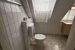 Ansprechende 3-Zimmer-Dachgeschosswohnung mit EBK in Pforzheim – Sponheimstr. 8, 75175 Nordstadt, Pforzheim – Vorschaubild 6