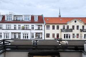 Ein Altbau, wie man ihn heute kaum noch findet: Stuck, Holzdielen & Balkon – Die vollständige Adresse der Immobilie erhältst du vom Anbieter., 10435 Prenzlauer Berg, Berlin – Vorschaubild 27