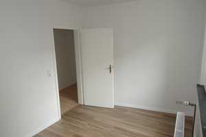 Helle renovierte 3-Raum-Wohnung in Wuppertal-Barmen an solvente Mieter! – Eduardstr. 7, 42275 Wuppertal – Vorschaubild 9
