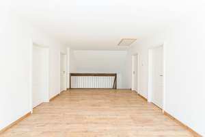 Property thumbnail 13