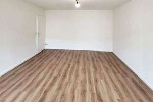 Großzügige, helle 4-Zimmerwohnung + ruhige Hinterhoflage + Balkon + Einbauküche als Option! – Große Diesdorfer Str. 52 c, 39110 Stadtfeld West, Magdeburg – Vorschaubild 13