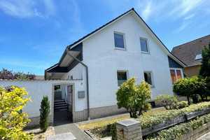 Günstiges, gepflegtes 5-Raum-Einfamilienhaus mit EBK in Calberlah