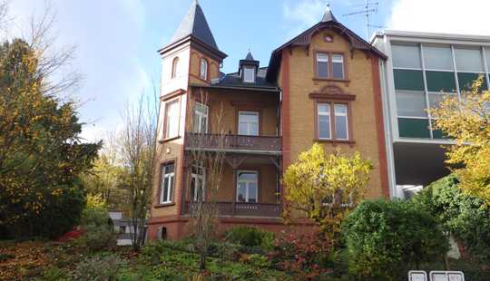 Bild von Von Privat: Großzügiges Haus mit 12 Zimmern in Bad Soden am Taunus