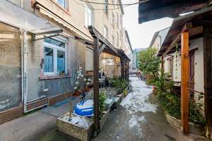 Frankfurt-Bornheim: Gepflegtes Mehrfamilienhaus mit 17 Wohnungen und historischem Altbaucharme – 60389 Nordend-Ost, Frankfurt am Main – Vorschaubild 12