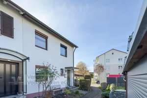 Familienfreundliches Reiheneckhaus mit eigener Wohlfühloase – Die vollständige Adresse der Immobilie erhältst du vom Anbieter., 72760 Reutlingen-Mitte, Reutlingen – Vorschaubild 3