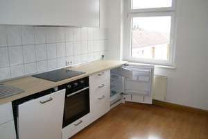 Traumhafte 3 Raum-DG-Mais.-Wohnung mit EBK; 2 Bäder, in unmittelbarer Uni-Nähe!!! – Fabriciusstr. 7, 9126 Bernsdorf, Chemnitz – Vorschaubild 3
