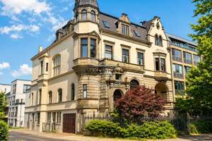 Bremer Kulturdenkmal: Eindrucksvolle Villa mit außergewöhnlichem Ambiente zu verkaufen. – Die vollständige Adresse der Immobilie erhältst du vom Anbieter., 28203 Ostertor, Bremen – Vorschaubild 2