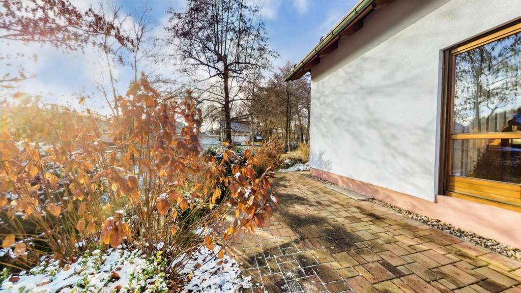 Immobilie in Bad Lobenstein - Ein gemütliches Zuhause für die ganze Familie in wunderschöner Landschaft
 - Bild 4