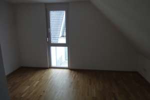 4,5-Zimmer DG-Galerie-Wohnung in Stuttgart-Sommerrain – Die vollständige Adresse der Immobilie erhältst du vom Anbieter., 70374 Muckensturm, Stuttgart – Vorschaubild 8
