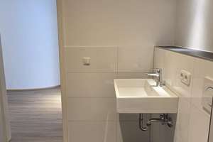 Stilvolle Split-Level-Loftwohnung mit Garten in sanierter Fabrik mit TG Stellplatz – 40489 Angermund, Düsseldorf – Vorschaubild 21