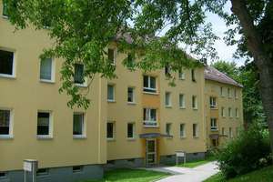 Wunderschöne 3-Raum-Wohnung nahe Parkanlage – Altenhainer Str. 1b, 9126 Bernsdorf, Chemnitz – Vorschaubild 2