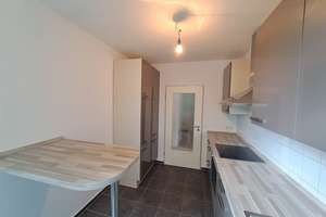 Helle, frisch renovierte 3-Zimmer-Wohnung mit Süd-Balkon, Einbauküche und saniertem Vollbad – Im Moor 1, 38112 Lehndorf-Watenbüttel, Braunschweig – Vorschaubild 4