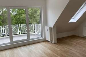 Sofortbezug: Große Dachgeschosswohnung mit sonnigem Süd-West-Balkon und Terrasse - provisionsfrei – Straße 9, Hausnummer 34, 12309 Lichtenrade, Berlin – Vorschaubild 8
