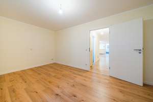 Modern sanierte 2-RW* 1.OG* EBK* zwei Balkone* Bad mit Wanne* Aufzug* TG-SP* barrierefrei* zentral* – Schandauer Straße 23d, 1309 Striesen-West, Dresden – Vorschaubild 10