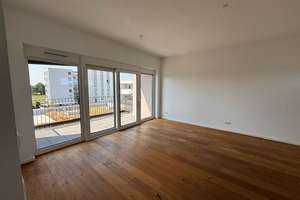 Bald verfügbar! Tolle 3-Zimmer-Wohnung mit Balkon und Weitblick in Biberach – Telawiallee 4, 88400 Biberach an der Riß – Vorschaubild 2
