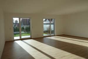 GROSSzügige, MODERNE DHH in RUHIGER und SONNIGER LAGE! IDEAL für Familien! SCHÖNER Garten! – Schwaigweg 24, 86928 Hofstetten – Vorschaubild 8