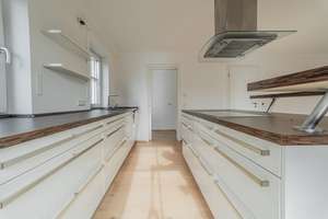 Wunderschöne Villa mit Einliegerwohnung – Die vollständige Adresse der Immobilie erhältst du vom Anbieter., 85614 Kirchseeon – Vorschaubild 11