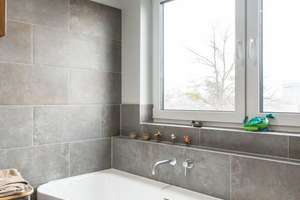 HOMESK - Bezugsfreie, kernsanierte 3-Zimmer-Wohnung mit Südwest-Balkon, 2 Bädern & Wohnküche – Eisackstraße 34, 10827 Schöneberg, Berlin – Vorschaubild 38