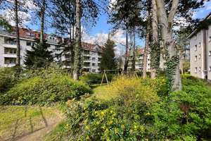 Vermietete 2,5-Zi.-Whg. Käufer-Provi-FREI | Süd-Balkon + EBK + 3.OG + neue Fenster & Elektro – Die vollständige Adresse der Immobilie erhältst du vom Anbieter., 12247 Lankwitz, Berlin – Vorschaubild 1