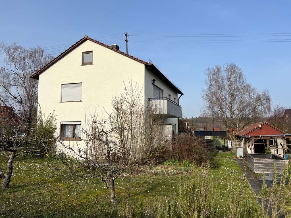 Immobilie in Freudental - Ein-/ Zweifamilienhaus mit Garage in Freudental - Bild 2