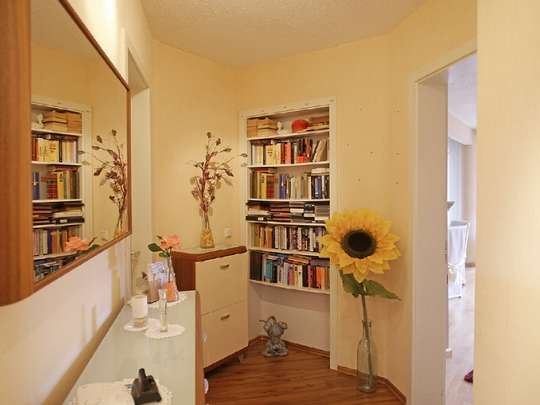 Moderne 3-Zim.-Wohnung mit PKW-Stellplatz und Garten - Bild 11