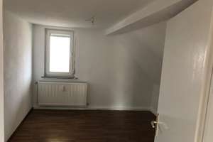 Studenten aufgepasst Stilvolle 3-Zimmer-Dachgeschosswohnung in Stuttgart – Straßburgerstr. 56, 70435 Zuffenhausen-Hohenstein, Stuttgart – Vorschaubild 12