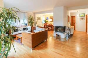 Im Sommer am Pool, im Winter am Kamin: Einfamilienhaus mit barrierefreier Einliegerwohnung  – Die vollständige Adresse der Immobilie erhältst du vom Anbieter., 4683 Naunhof – Vorschaubild 3