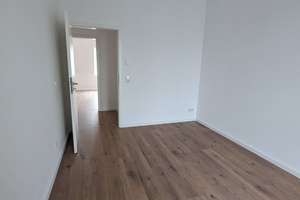 ++++TRAUMWOHNUNG+3 RAUM MIT TERRASSE+BAD M. DUSCHE u. BADEWANNE+FBH+LIFT++UVM.+++ – Bornaische Straße 77, 4277 Connewitz, Leipzig – Vorschaubild 5