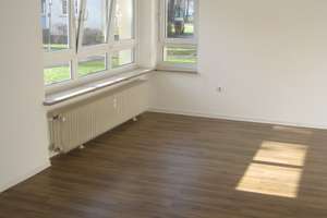 Frische Luft inklusive: Deine neue 3-Zimmer-Wohnung mit Balkon in Ingolstadt – Rheinbergerstr. 23, 85057 Nordwest, Ingolstadt – Vorschaubild 5