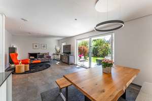 Bezugsfreie, stilvolle Gartenwohnung mit Hobbyraum – Die vollständige Adresse der Immobilie erhältst du vom Anbieter., 81825 Waldtrudering, München – Vorschaubild 2