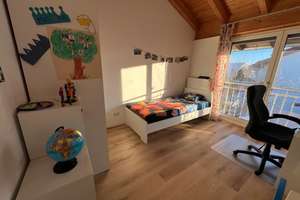 Möbliertes 5 Zimmer Doppelhaus zu vermieten in Haag i. OB – Reitmayerplatz 10, 83527 Haag in Oberbayern – Vorschaubild 1
