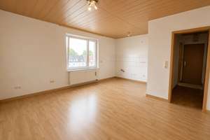 Modernisierte 2-Zimmer-Wohnung – Die vollständige Adresse der Immobilie erhältst du vom Anbieter., 45888 Bulmke-Hüllen, Gelsenkirchen – Vorschaubild 2