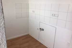 Nette 3 Zimmerwohnung mit Balkon! Bad mit Wanne! – Berthelsdorfer Weg 13, 1279 Tolkewitz/Seidnitz-Nord, Dresden – Vorschaubild 6