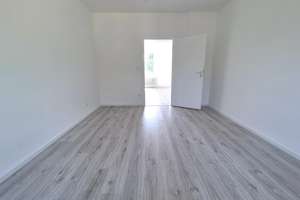 Neues Zuhause. Neue Geschichten. / New home. New stories. – Steigerstraße 18, 47166 Alt-Hamborn, Duisburg – Vorschaubild 8