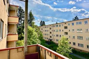 Freie 3-Zi.-Whg. + Einbauküche + West-Loggia + nahe Stadtpark STEGLITZ in der Rauchlosen Siedlung – Die vollständige Adresse der Immobilie erhältst du vom Anbieter., 12169 Steglitz, Berlin – Vorschaubild 2