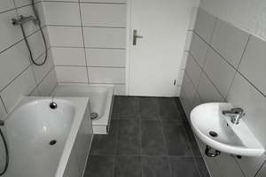 Frisch saniert Wohnen im charmanten Altbau !  / Freshly refurbished living in a charming old buildin – Kreuzstraße 40, 42277 Oberbarmen, Wuppertal – Vorschaubild 10