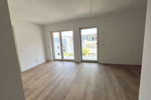 Lichtdurchflutete 2-Zimmerwohnung am Stadtpark mit Eckbalkon! *Neubau* – Finkenstraße 9, 90762 Fürth – Vorschaubild 1