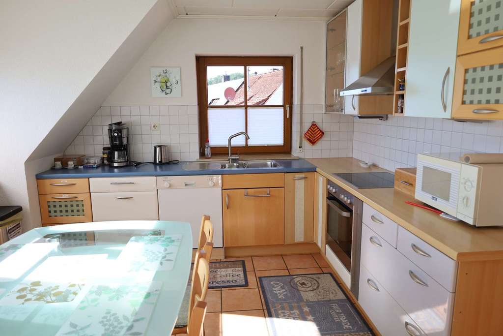 Immobilie in Zimmern unter der Burg - JUNGES WOHNEN IM DACH: 5-Zi-Maisonette bei Schömberg - Bild 3