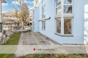 Sanierte 3-Zimmer-Terrassenwohnung mit Garten in Westend