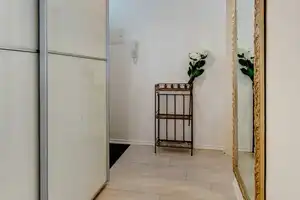TOP LAGE Schwabing - Sehr ruhiges und voll möbliertes 1-Zimmer Appartement mit Blick ins Grüne  – Leopoldstraße 169a, 80804 München – Vorschaubild 3