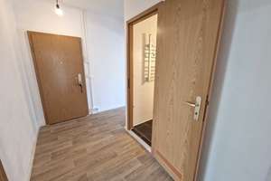 2-Zimmer-Wohnung mit Einbauküche zu vermieten – Ringstraße 47, 4209 Grünau-Mitte, Leipzig – Vorschaubild 14