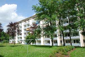 Kleine 2-Raum-Wohnung mit Balkon