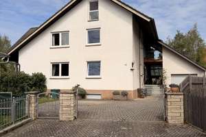 Charmantes Wohnhaus mit zwei Einheiten und großem Garten – Die vollständige Adresse der Immobilie erhältst du vom Anbieter., 79206 Breisach am Rhein – Vorschaubild 8
