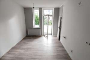 Freundliche, top-sanierte Wohnung II. OG m. Balkon in unmittelb. Parknähe in Essen – Gervinusstraße 54, 45144 Frohnhausen, Essen – Vorschaubild 2