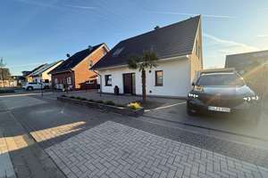 Wohnen in bester Lage – freistehendes Einfamilienhaus in Viersen-Dülken – Die vollständige Adresse der Immobilie erhältst du vom Anbieter., 41751 Viersen – Vorschaubild 4