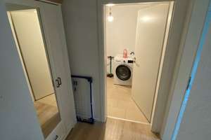Großzügiges Wohnen in Marburg Marbach: Helle 2-Zimmer-Wohnung (91 qm) mit EBK, Terrasse & Stellplatz – Am Mühlteich 8, 35041 Marbach, Marburg – Vorschaubild 8