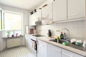 IMMOBILIEN SCHNEIDER - schöne 2 Zimmer Wohnung mit EBK und Süd-Balkon – Die vollständige Adresse der Immobilie erhältst du vom Anbieter., 81929 Englschalking, München – Vorschaubild 14