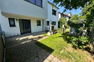 Modernes Reihenmittelhaus in Vaterstetten
