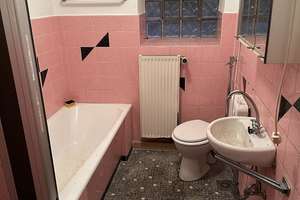Wohnhaus, 3 WE + DG-Ausbau möglich; zentrale Lage, Garage, renovierungsbedürftig! – Die vollständige Adresse der Immobilie erhältst du vom Anbieter., 96106 Ebern – Vorschaubild 11
